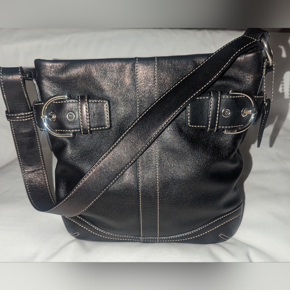 Coach Vintage Soho Slim Small Duffle Black Leather Shoulder Bag Y2K. 1453